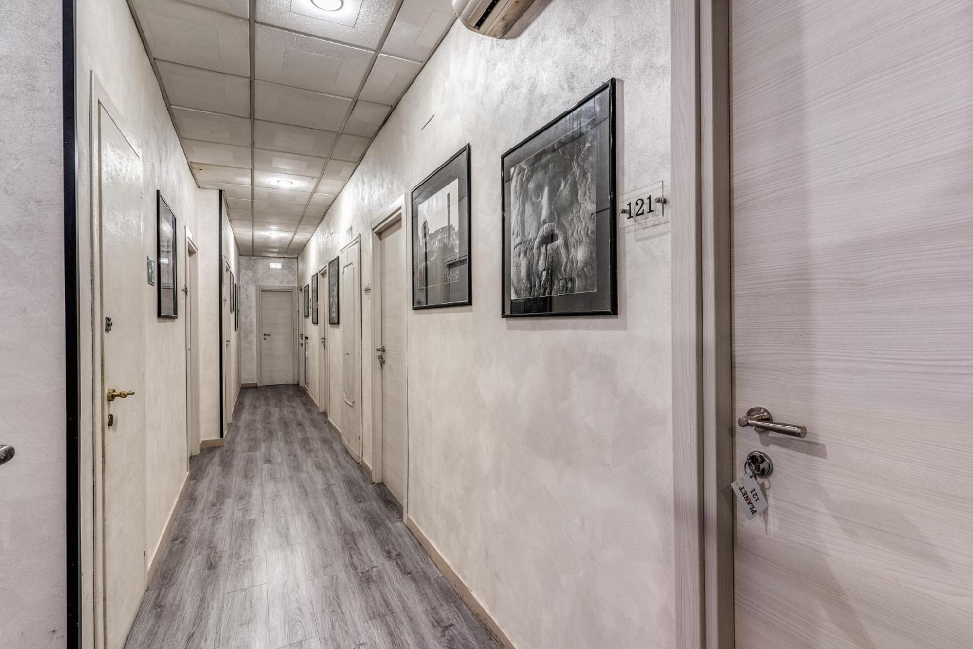 Hotel Planet Rome Luaran gambar
