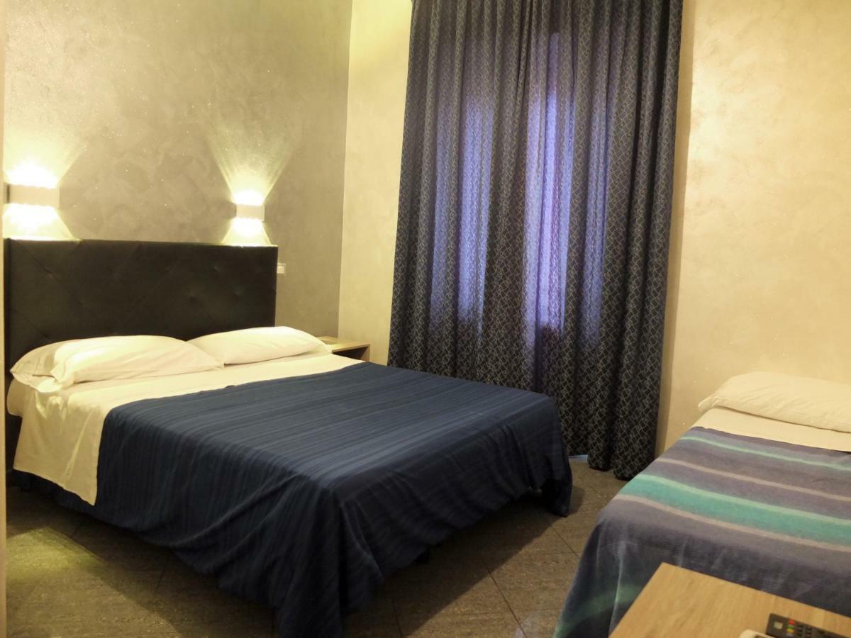 Hotel Planet Rome Luaran gambar
